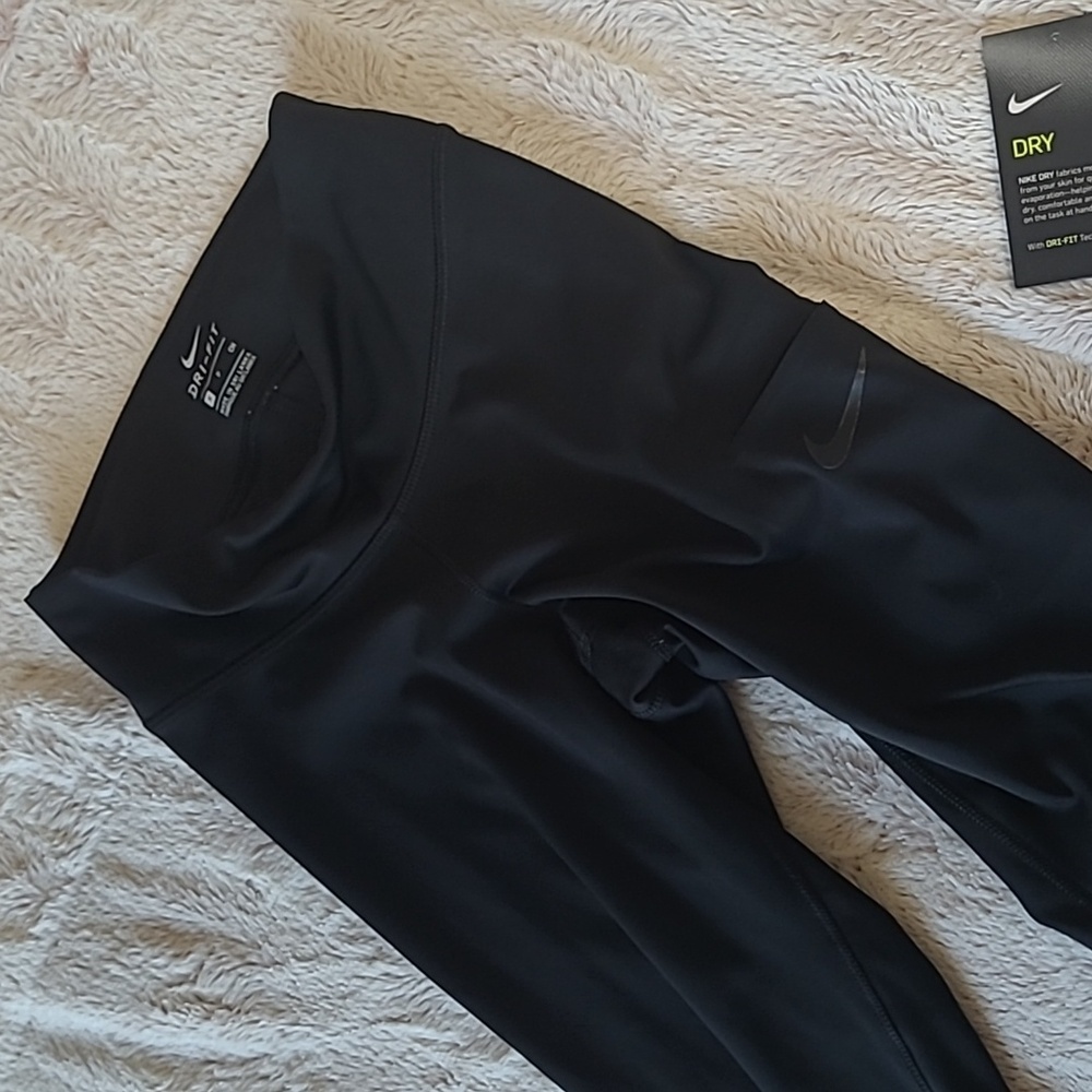 Nike Pocket Leggings - Picture 3 of 5